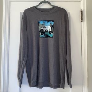 the Northface Long Sleeve Chicago Tee Shirt